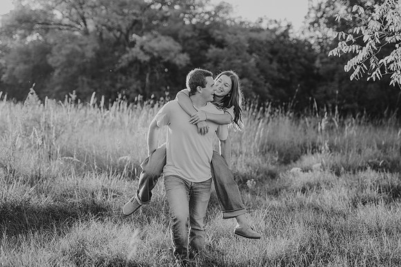 Cole and Grace Engagement144bw