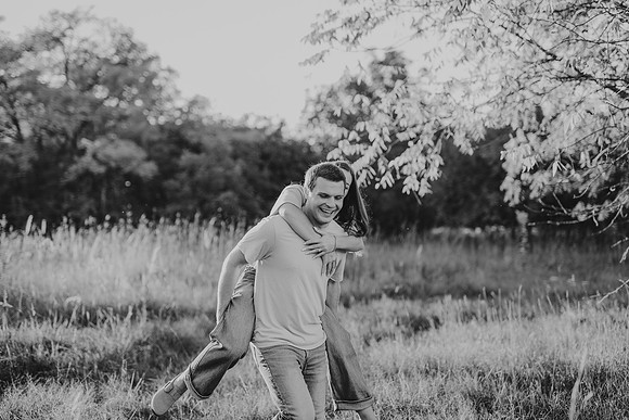 Cole and Grace Engagement148bw