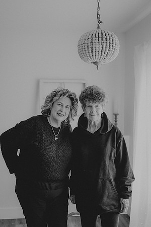 Mother and Daughter34bw