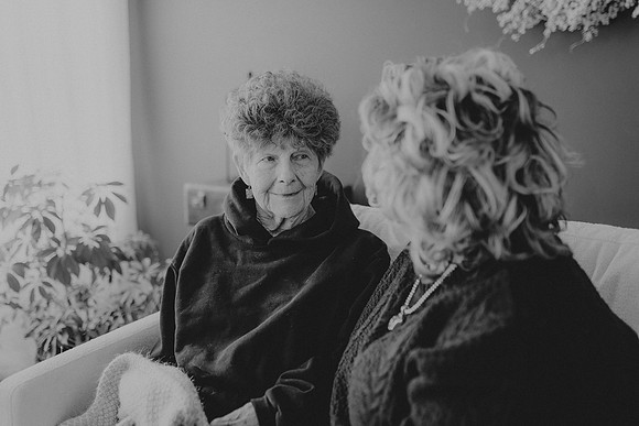 Mother and Daughter14bw