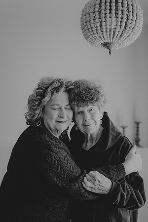 Mother and Daughter36bw