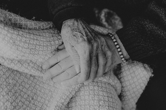 Mother and Daughter8bw