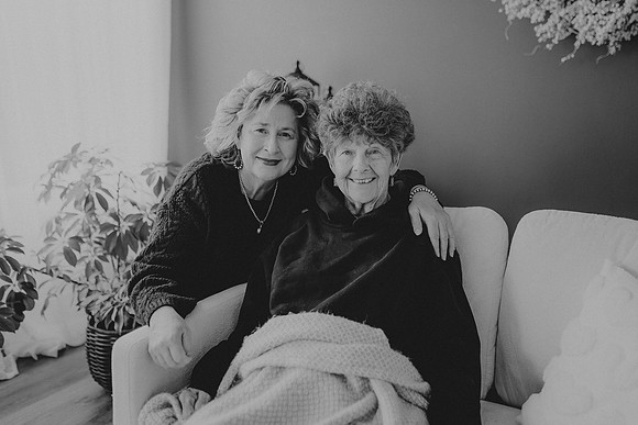 Mother and Daughter17bw