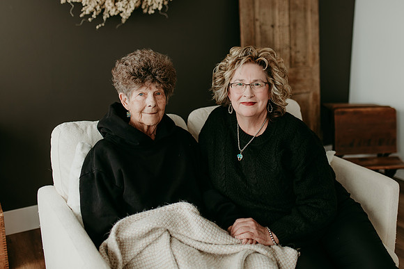 Mother and Daughter2