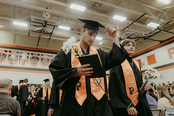 2025 Grads275