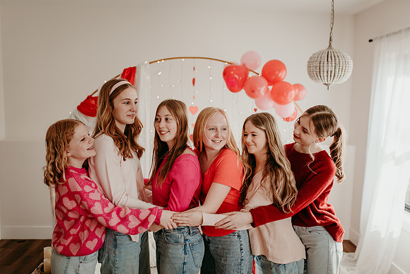 Galentines11