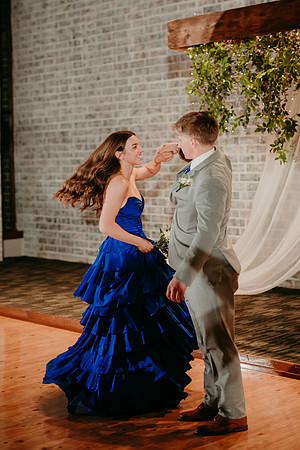 Prom 2025 Grand March12