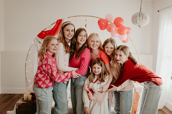 Galentines16