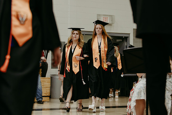 2025 Grads25